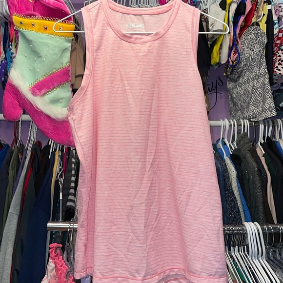 Small Pink workout Tshirt by Kirkland Costco like new shape - Picture 1 of 4
